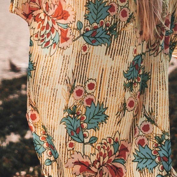 Floral print beach cover up shirt kimono - Picture 2 of 3